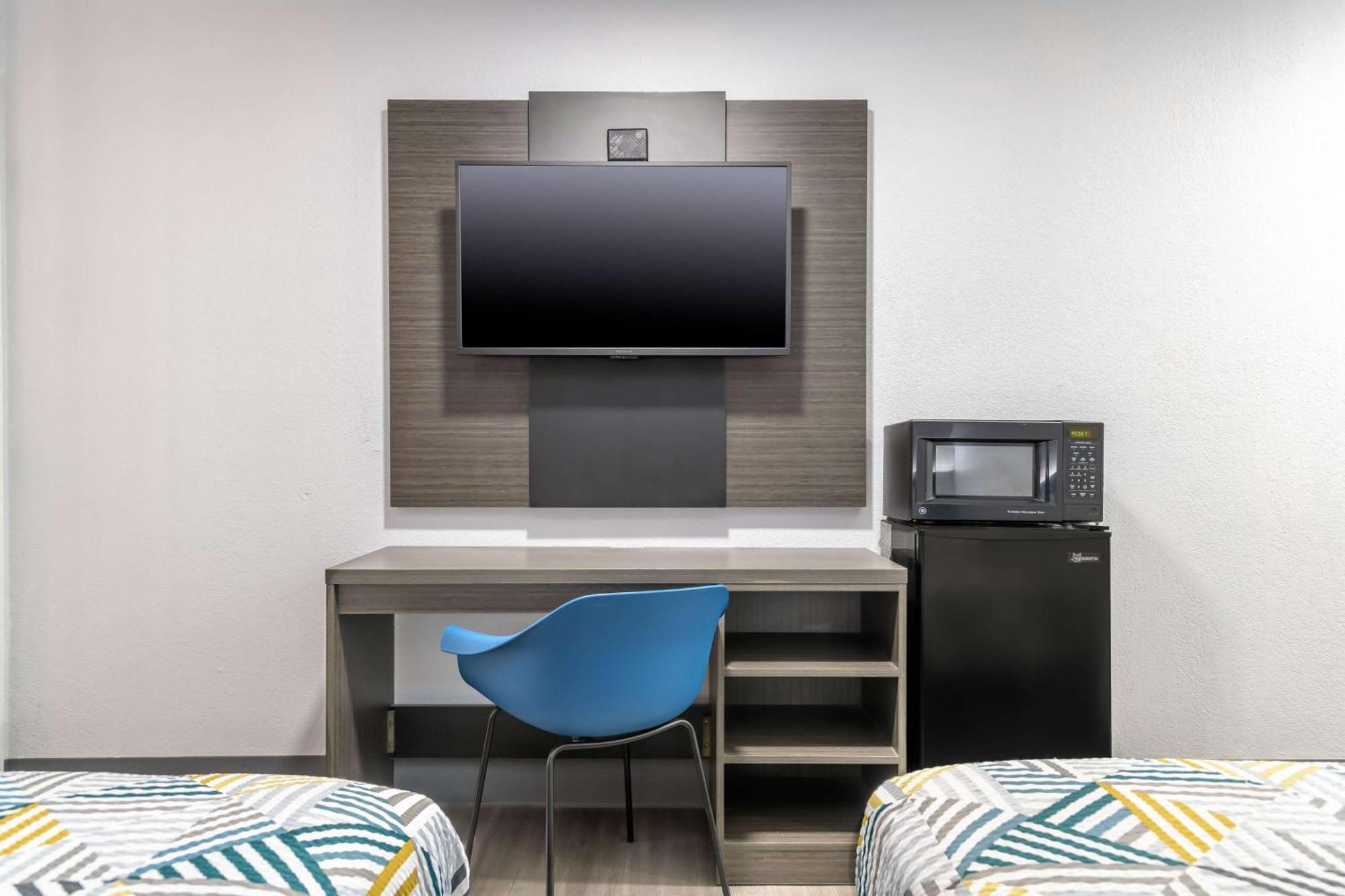 Home 6 Motel توبيكا المظهر الخارجي الصورة
