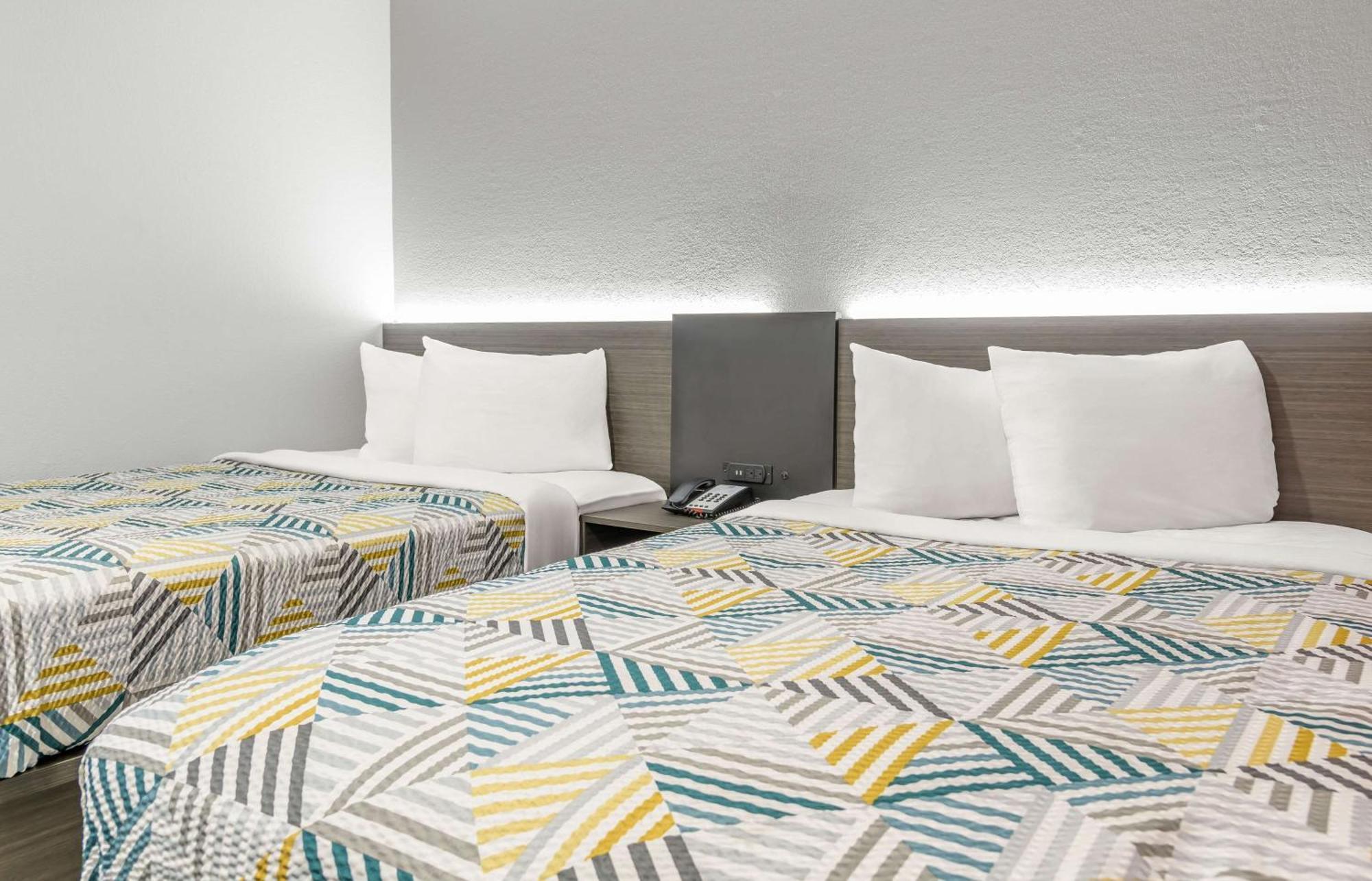 Home 6 Motel توبيكا المظهر الخارجي الصورة