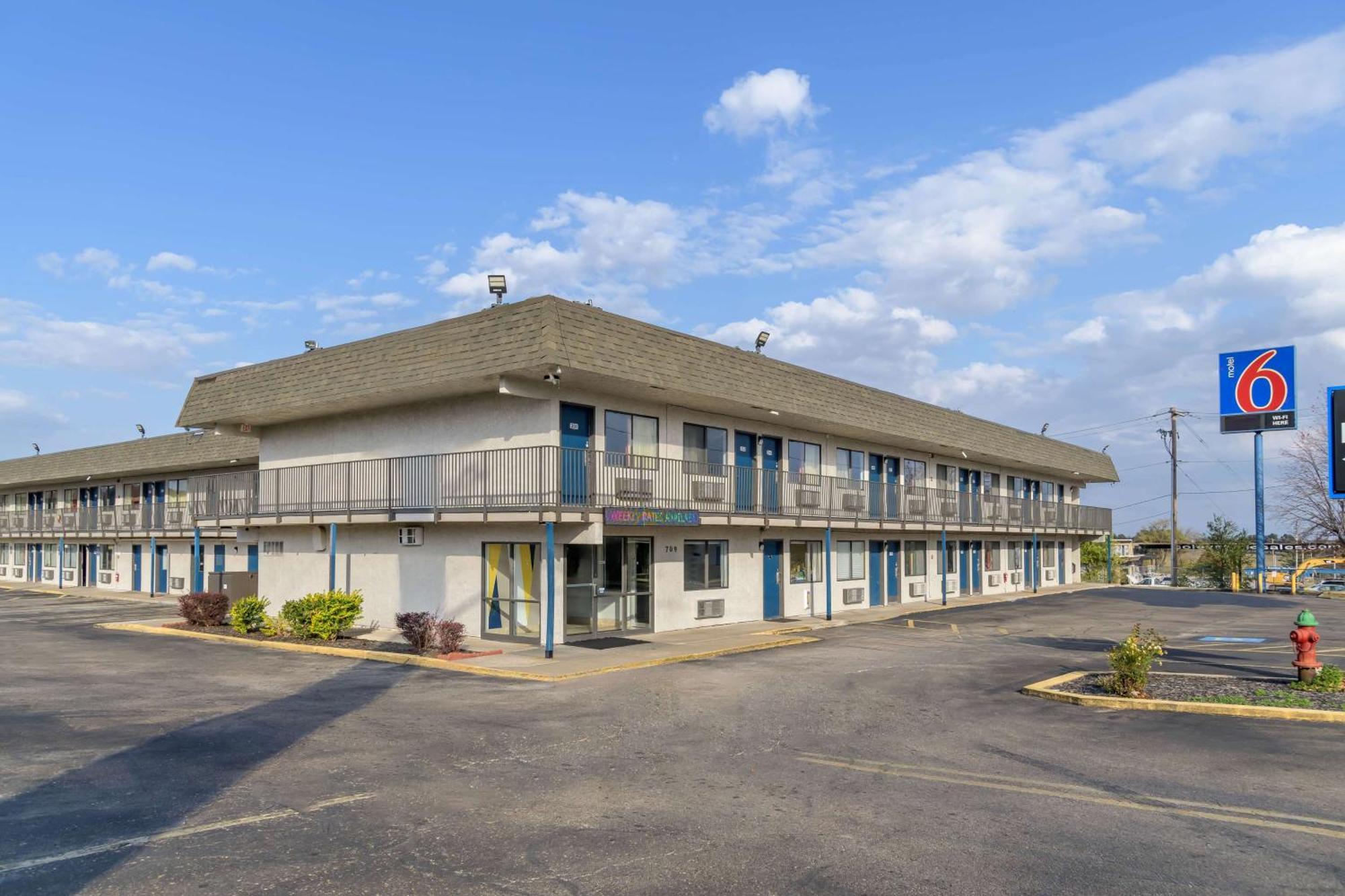 Home 6 Motel توبيكا المظهر الخارجي الصورة